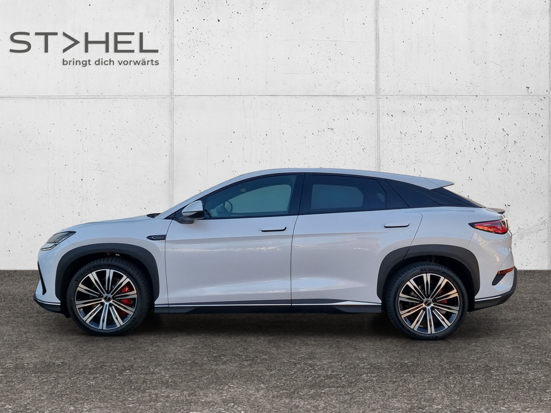 BYD Sealion 7 Excellence AWD-showroom-element-2