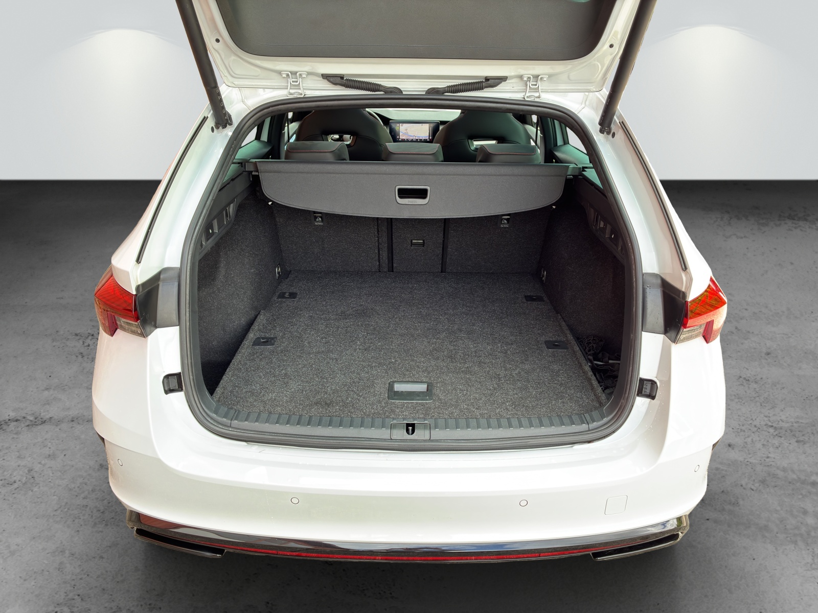 SKODA Octavia Combi 2.0 TDI DSG RS 4x4-image-7