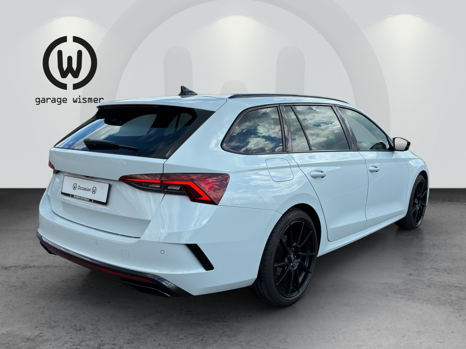SKODA Octavia Combi 2.0 TDI DSG RS 4x4-image-3