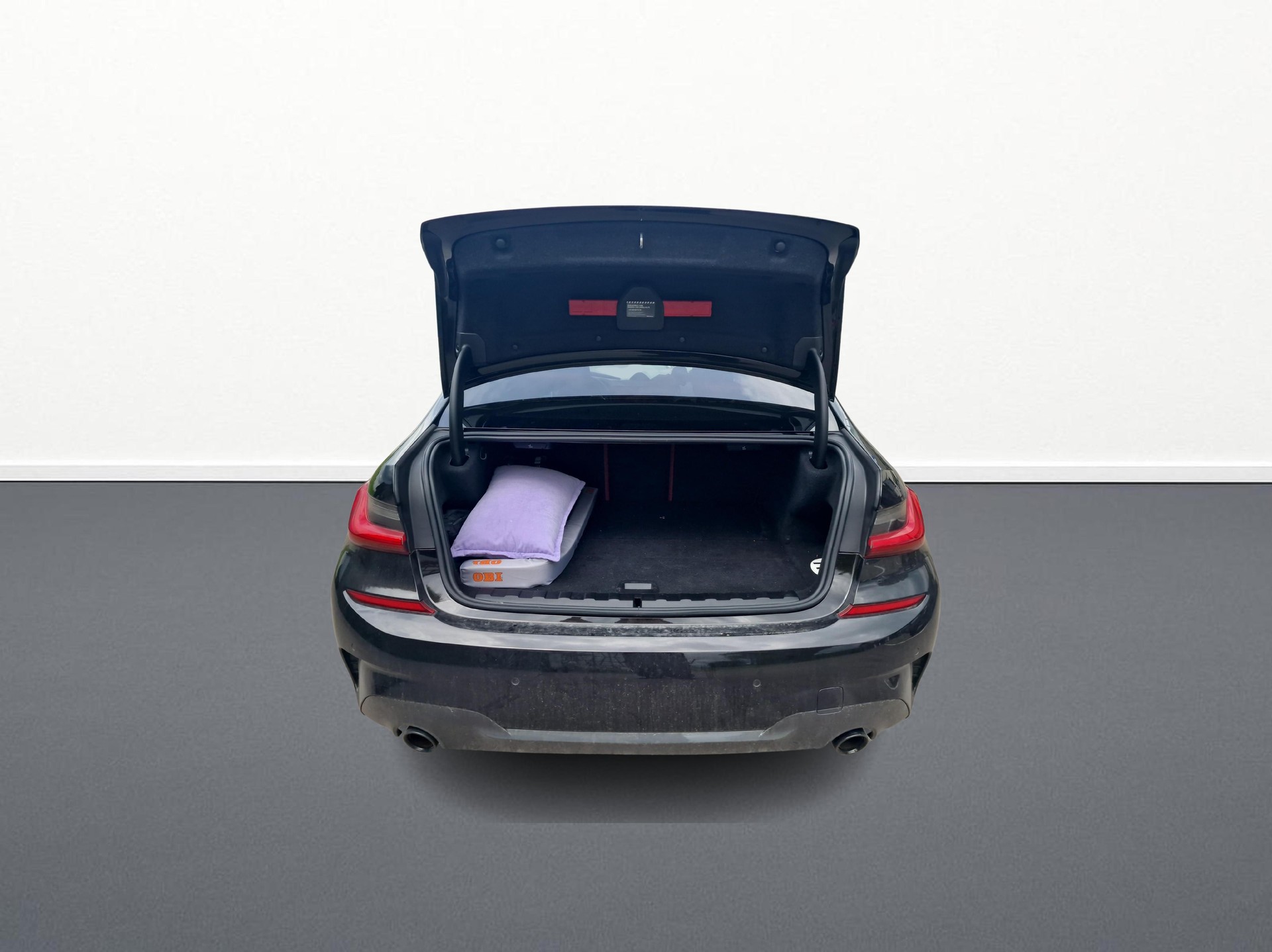 BMW 330e xDrive SAG-image-11