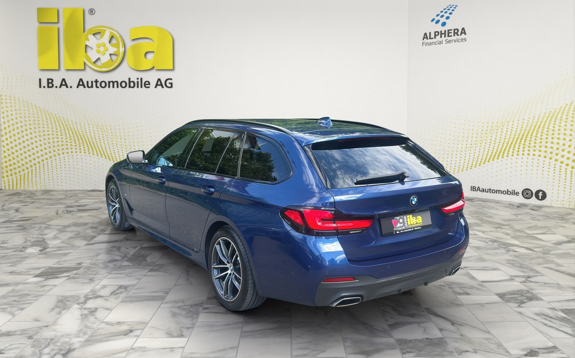 BMW 530d xDrive 48V Touring M Sport (CH) Exklusiv-showroom-element-2