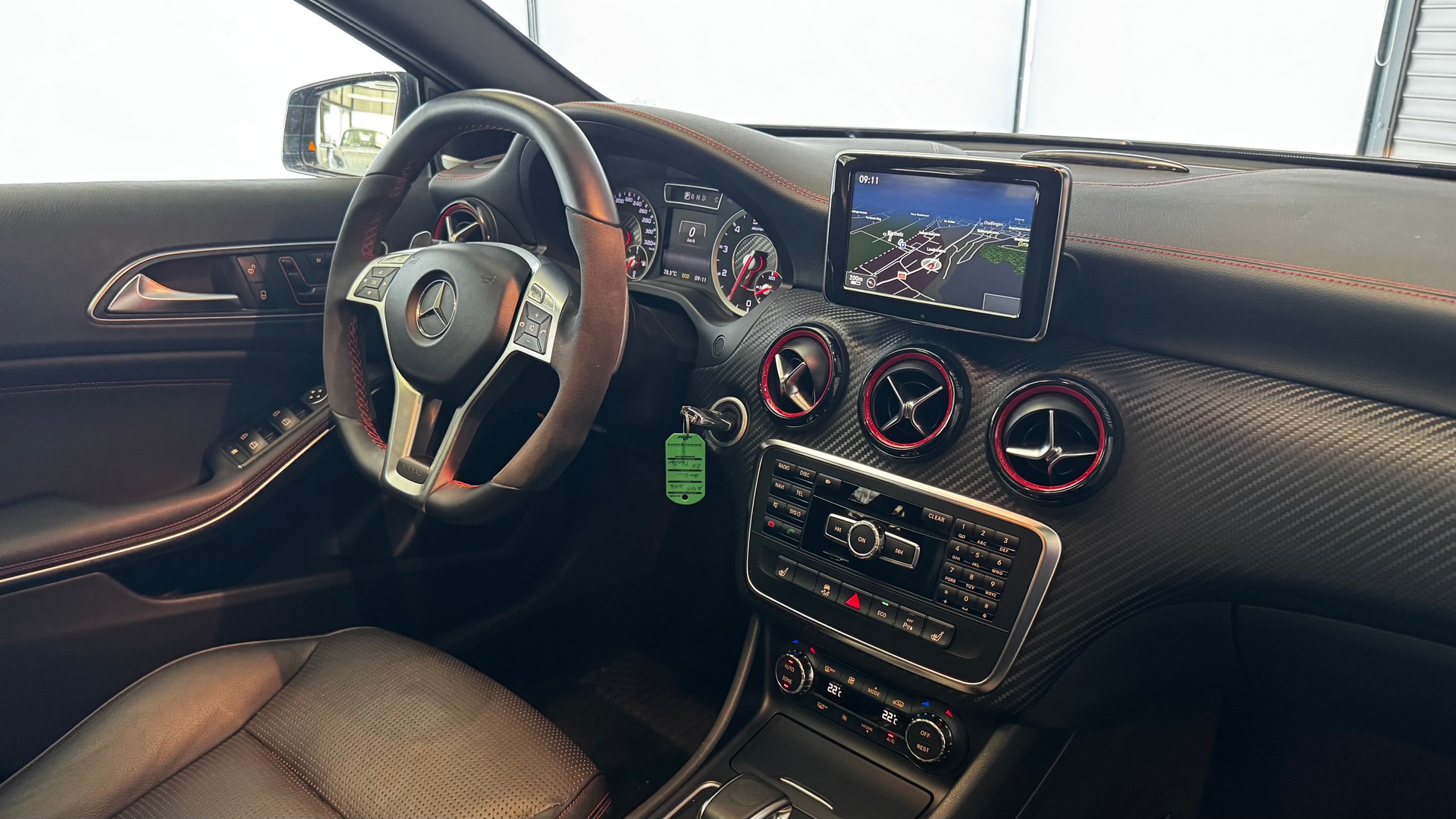 MERCEDES-BENZ A 45 AMG 4m-image-21