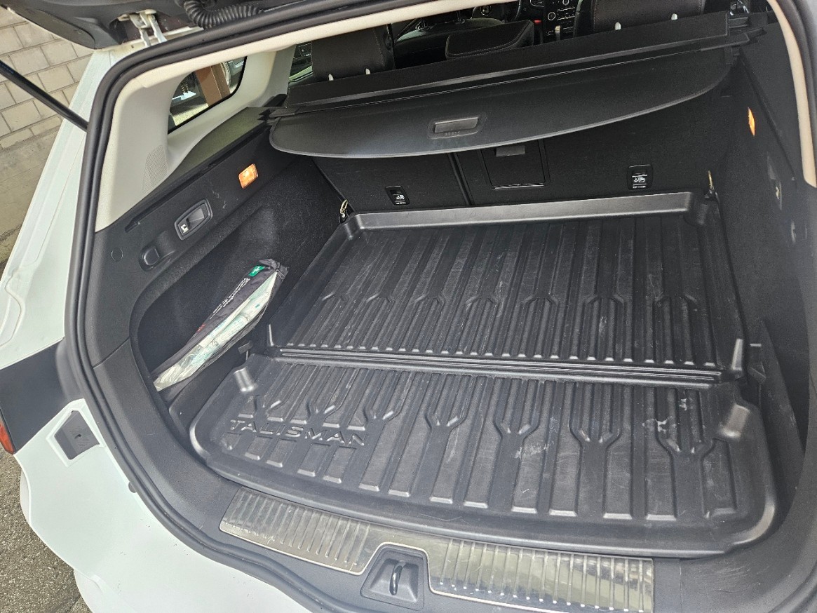 RENAULT Talisman Grandtour 1.6 dCi Intens EDC-image-6