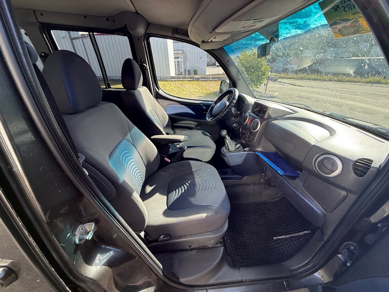 FIAT Doblò 1.9 JTD Malibu-image-9