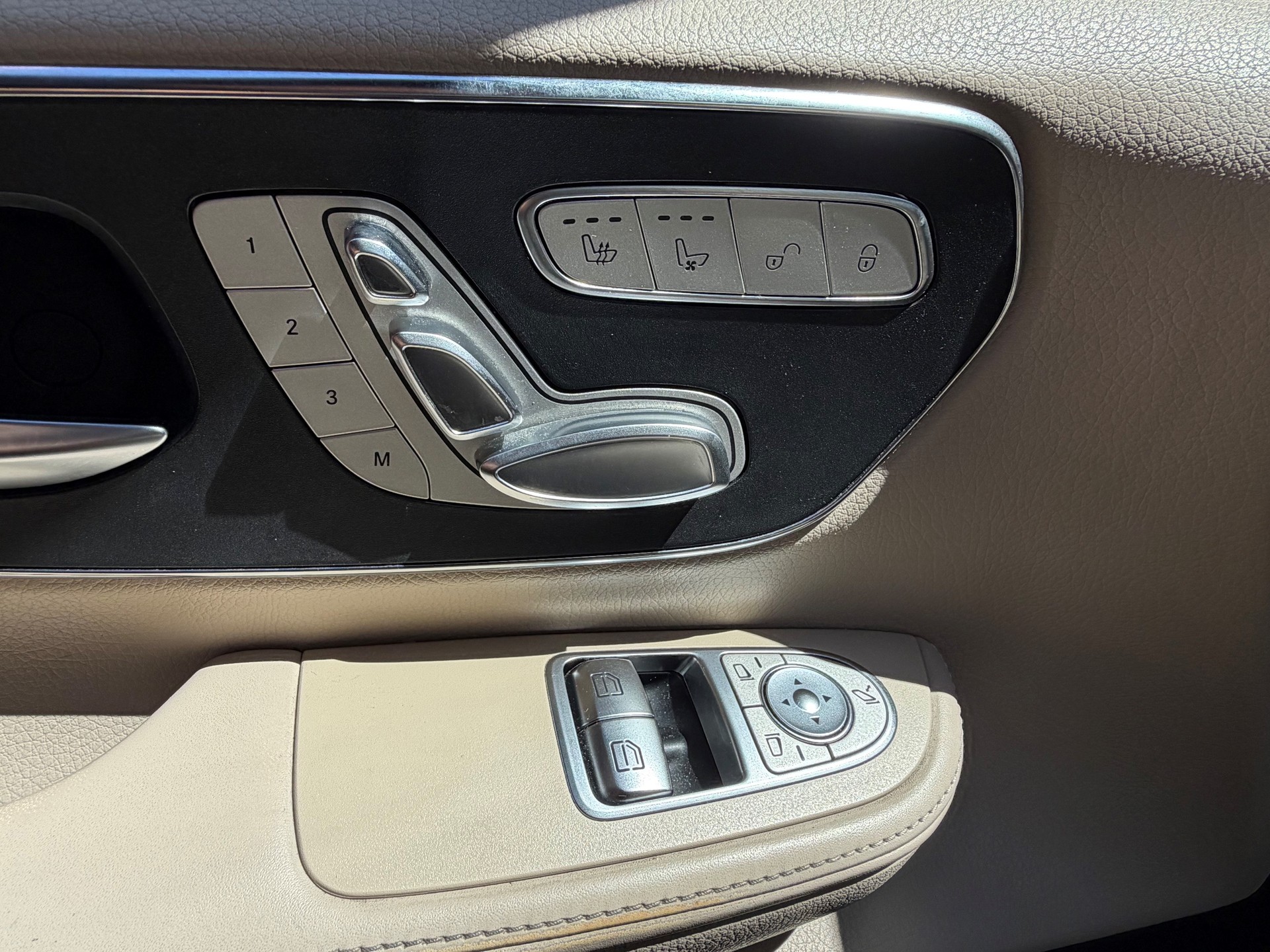 MERCEDES-BENZ V 250 d Swiss Edition lang 4Matic 7G-Tronic-image-14