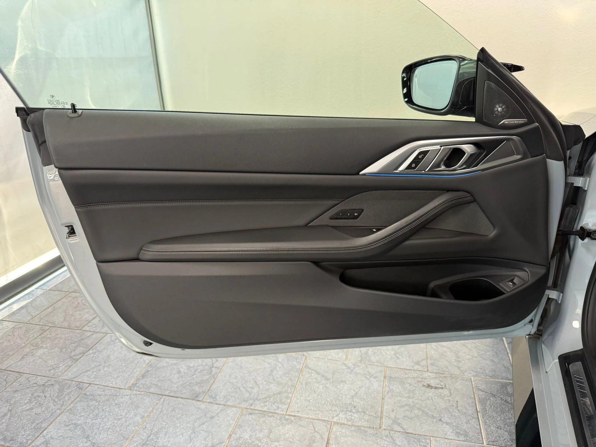 BMW M4 Coupé Competition M xDrive-image-12