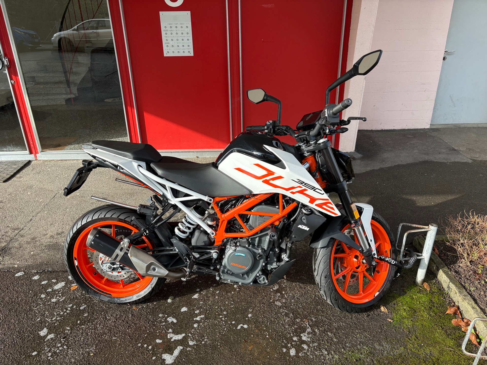 KTM 390 Duke ABS-image-4