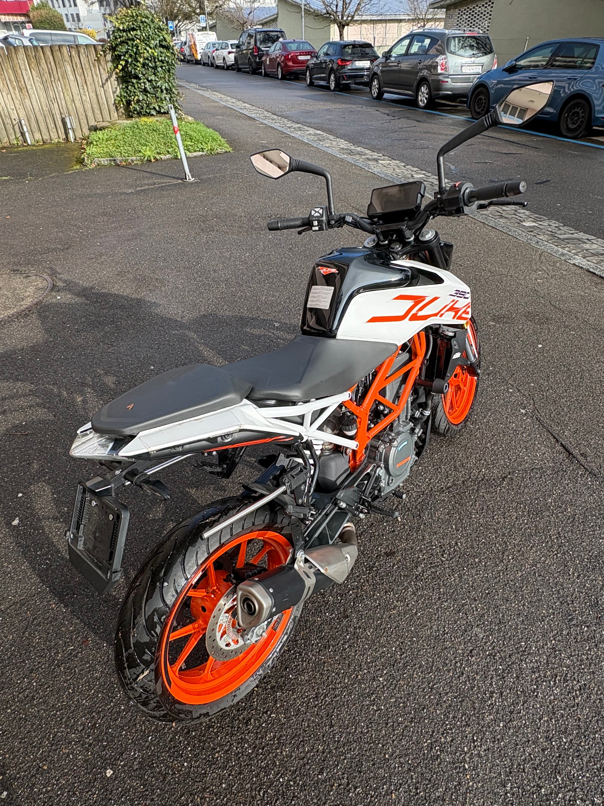 KTM 390 Duke ABS-image-3