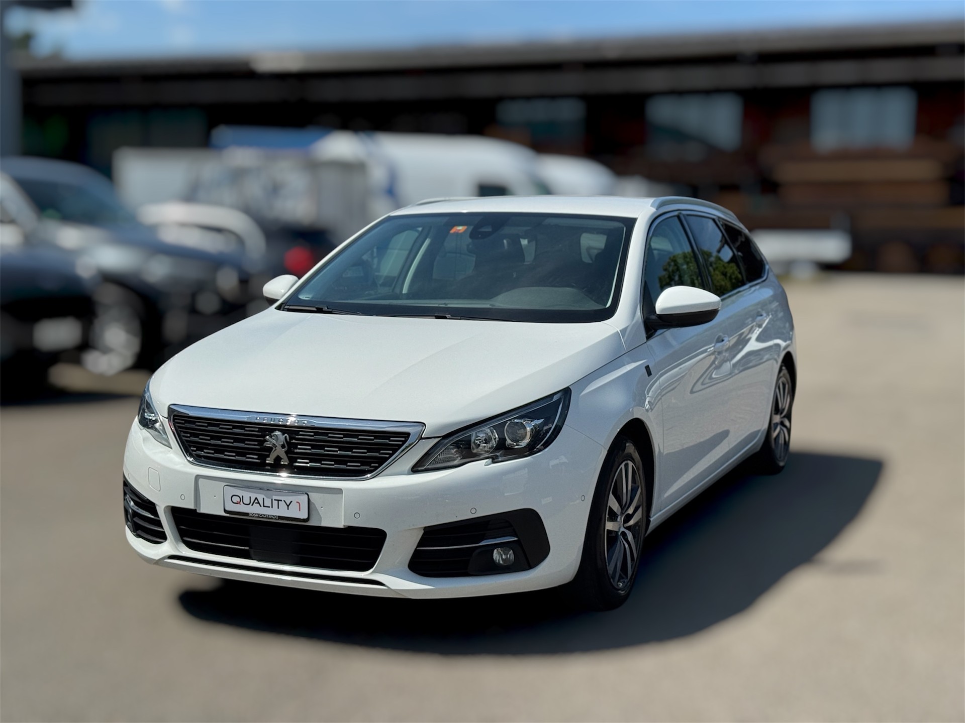 PEUGEOT 308 SW 1.5 BlueHDI Tech Edition EAT8-image-8
