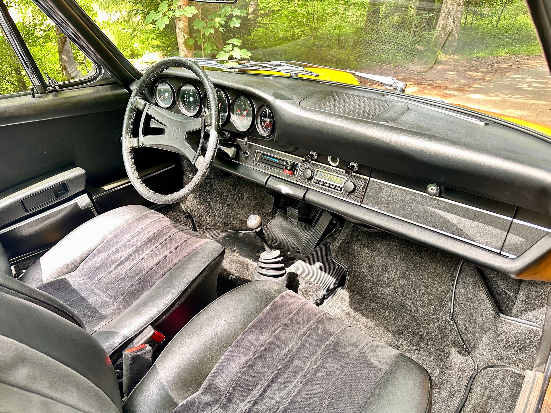 PORSCHE 2.4 S Targa Oil Klappe-image-9
