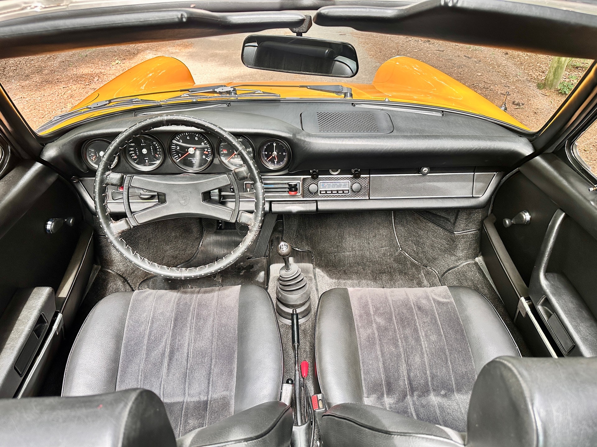 PORSCHE 2.4 S Targa Oil Klappe-image-10