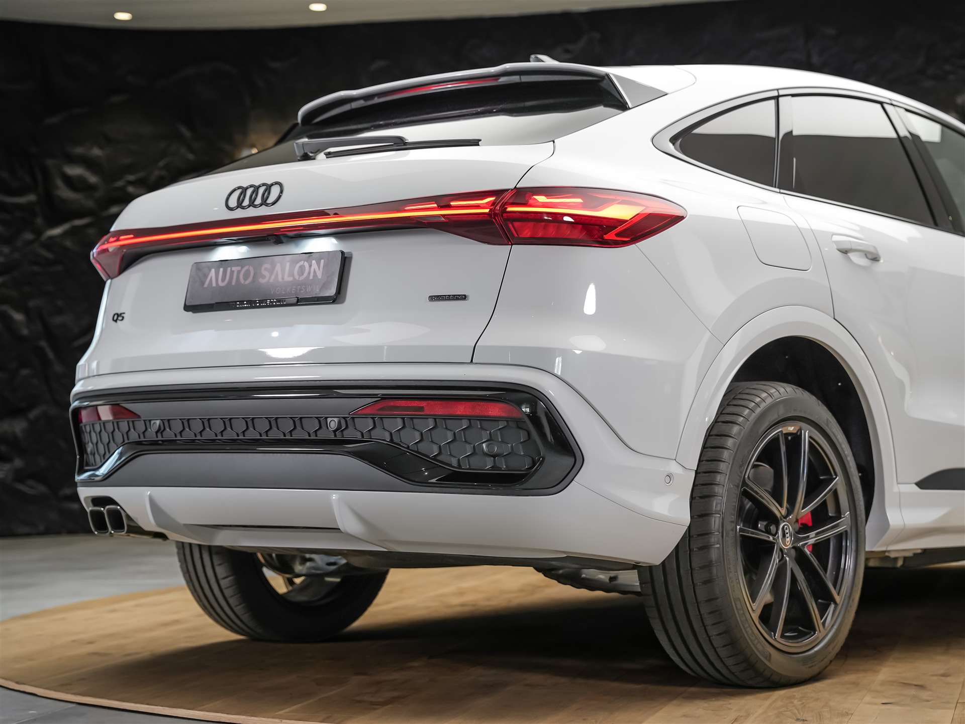 AUDI Q5 Sportback TDI quattro 150 kW S-tronic *Beifahrerdisplay*Sitzlüftung*Massage*-image-20