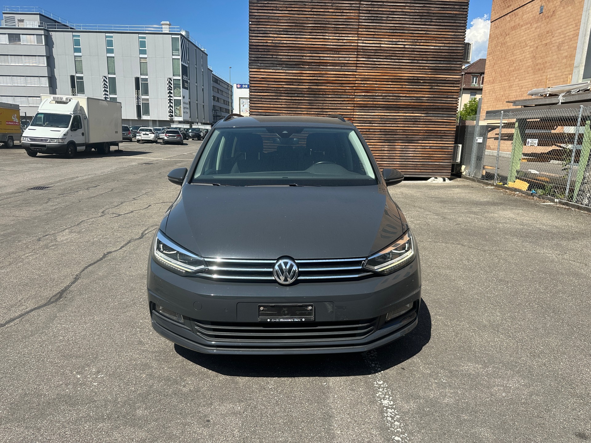 VW Touran 1.4 TSI BlueMotion Technology Family-showroom-element-1