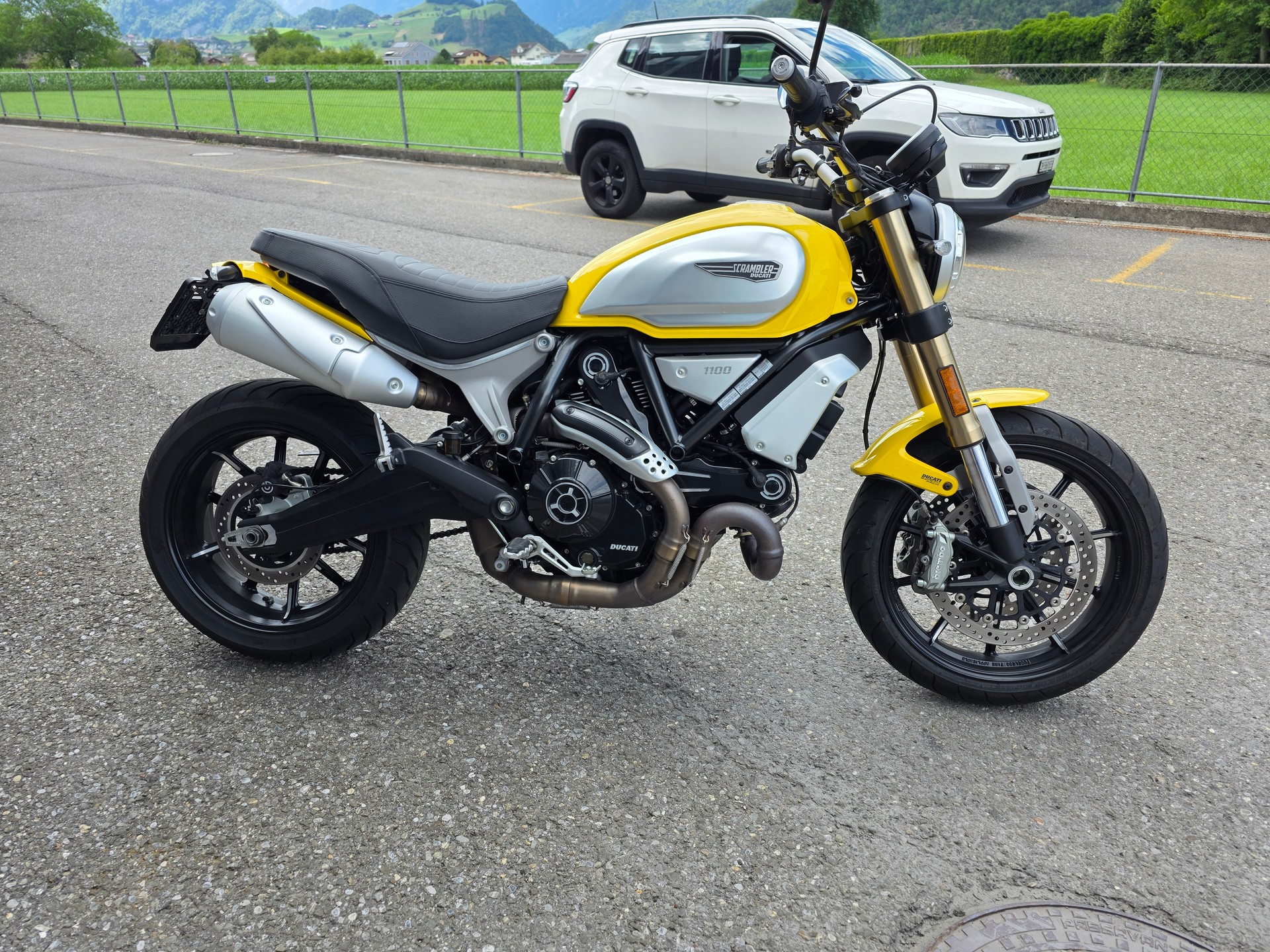 DUCATI Scrambler 1100-image-2