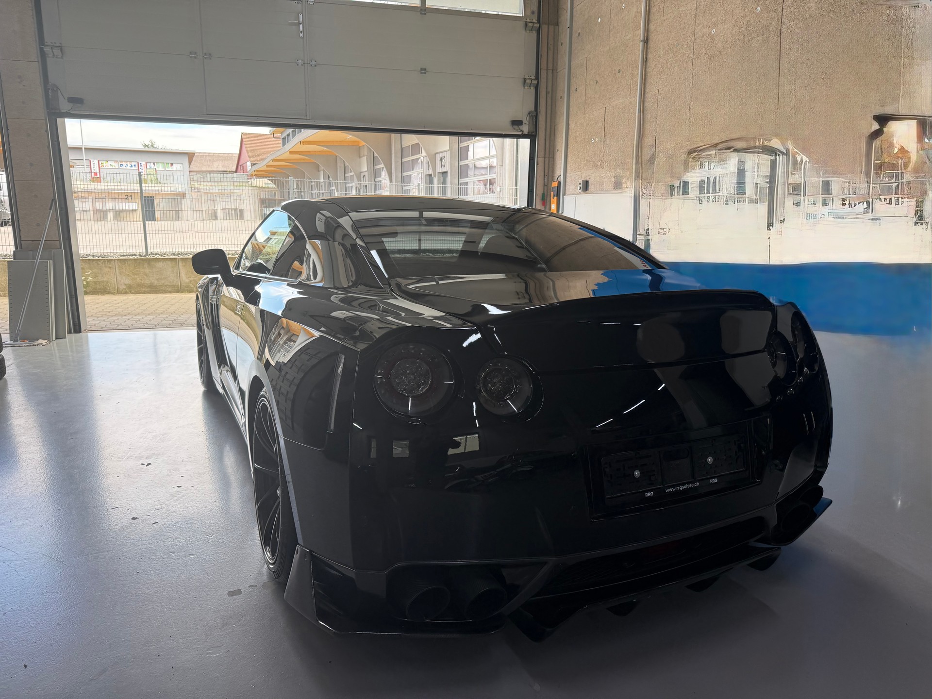 NISSAN GT-R 3.8 V6 Biturbo Black Edition-image-3