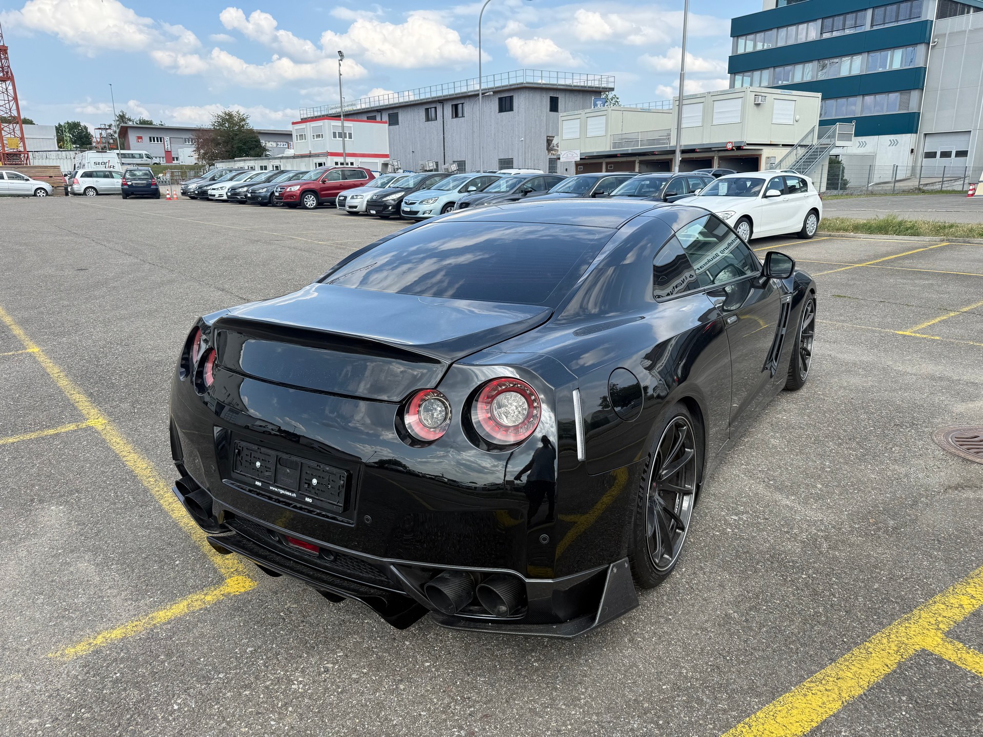 NISSAN GT-R 3.8 V6 Biturbo Black Edition-image-3