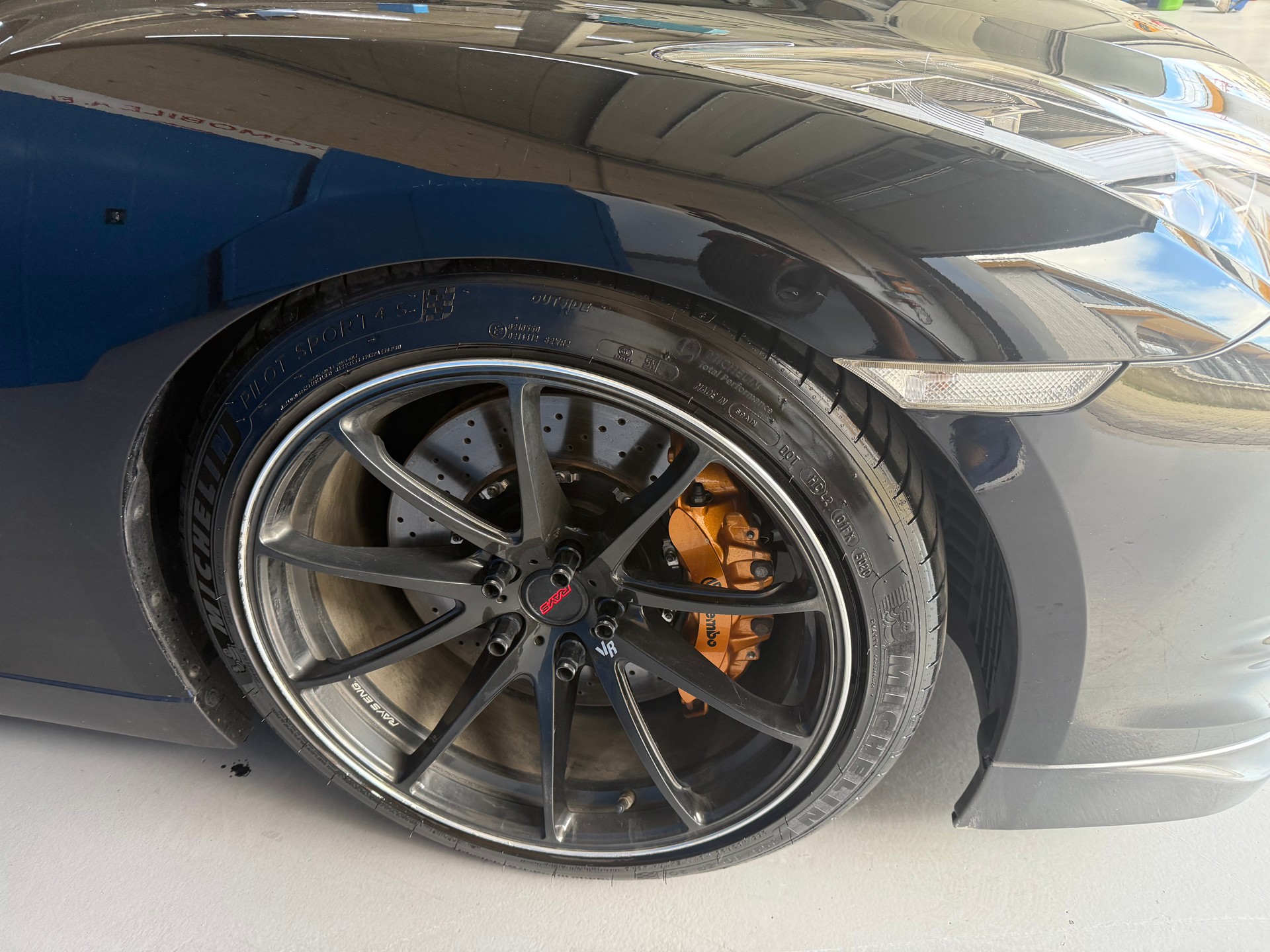 NISSAN GT-R 3.8 V6 Biturbo Black Edition-image-7