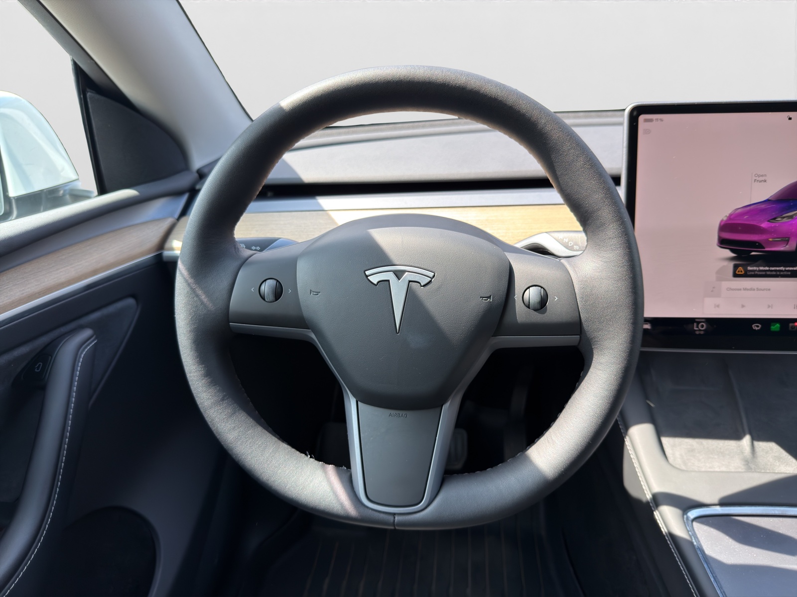 TESLA Model Y Long Range-image-13