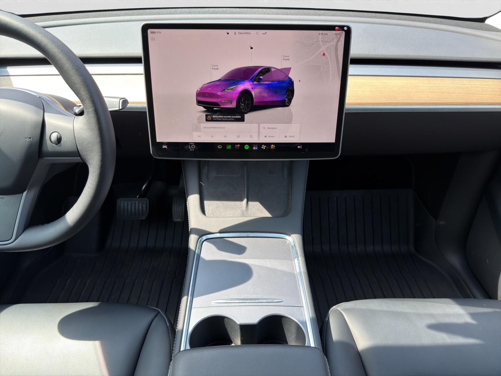TESLA Model Y Long Range-image-12