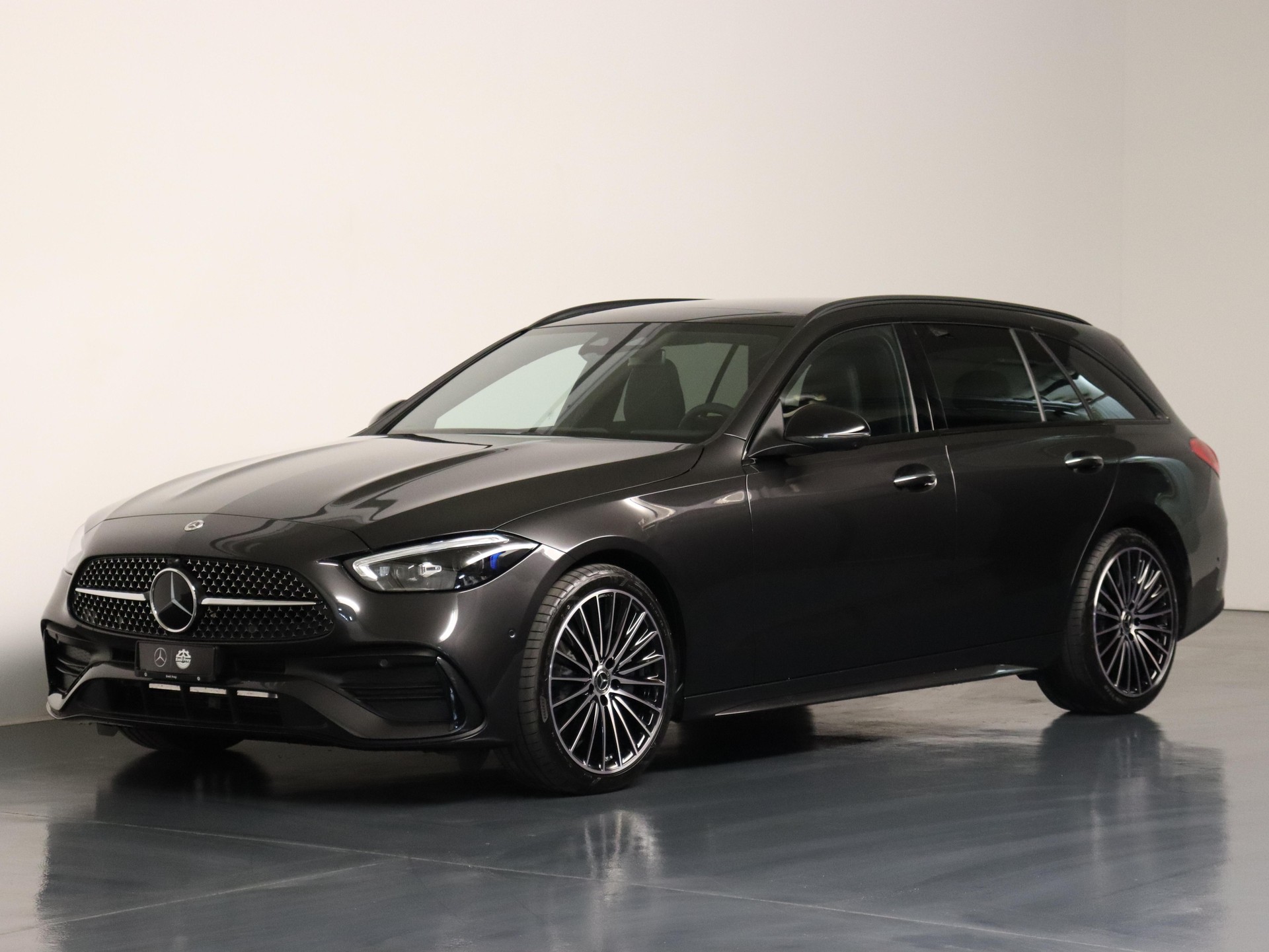 MERCEDES-BENZ C 220 d Swiss Star AMG Line 4matic Kombi-showroom-element-1