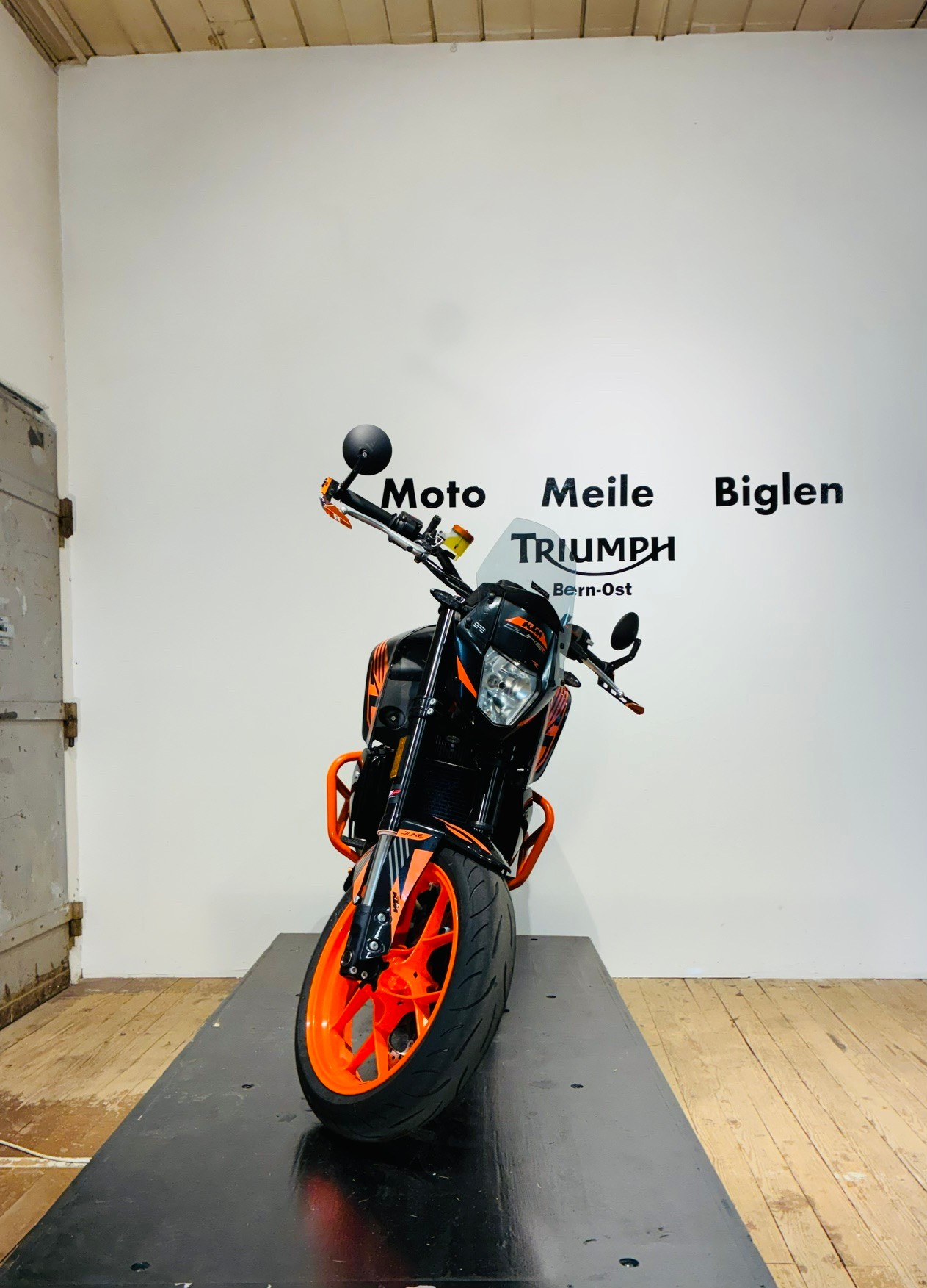KTM 690 Duke R ABS-image-2