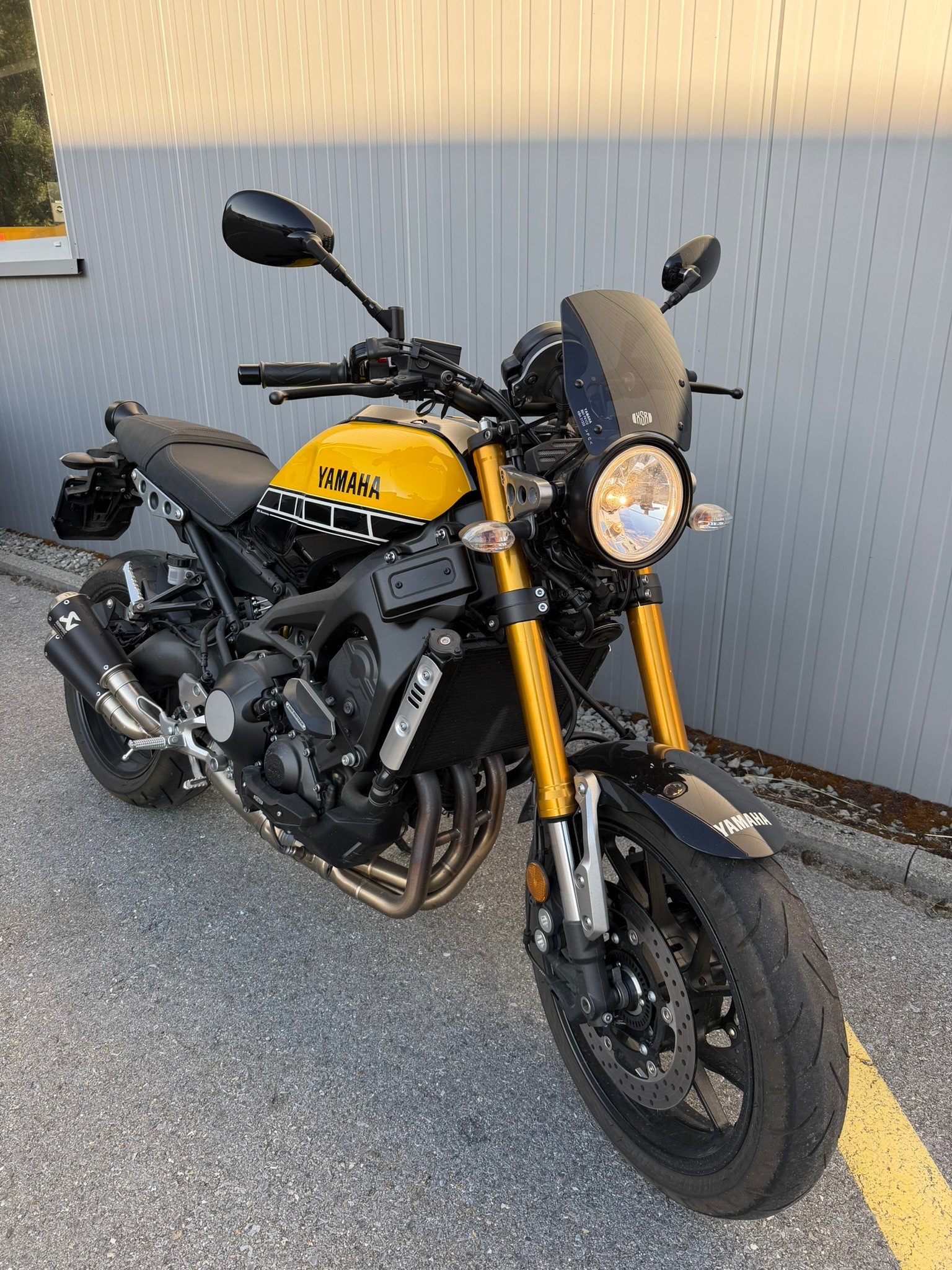 YAMAHA XSR 900 60 Anniversary-image-2