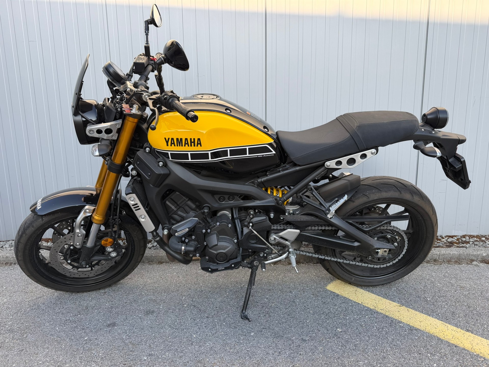 YAMAHA XSR 900 60 Anniversary-image-1