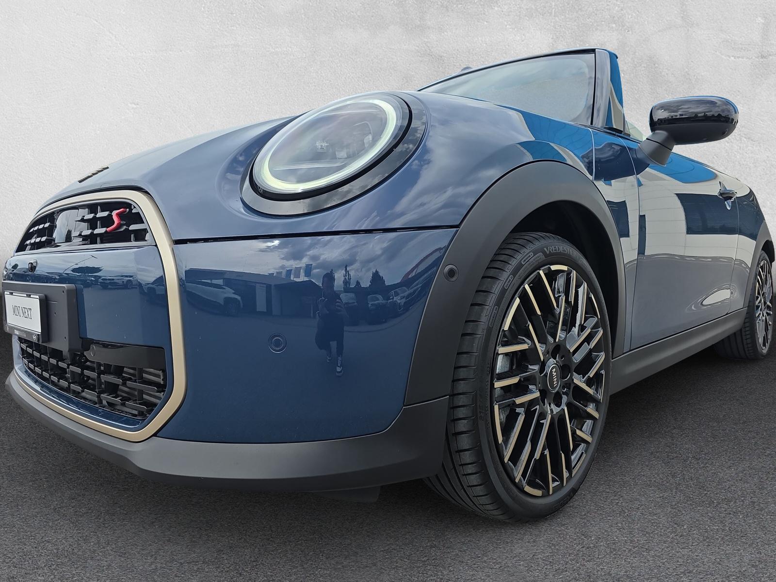MINI Cooper S Cabrio F67 2.0i (CH)-image-8