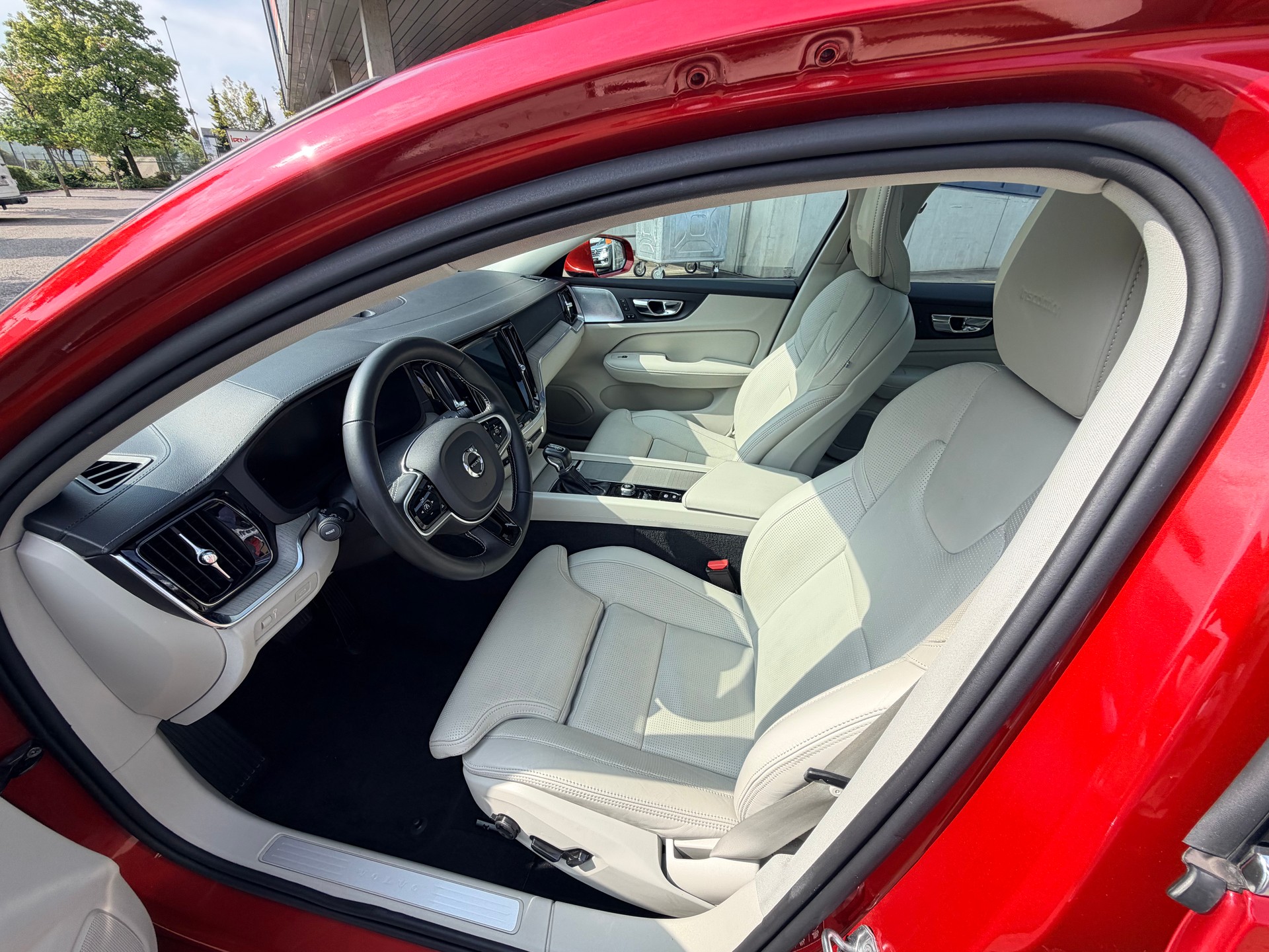 VOLVO S60 T6 AWD Inscription POLESTAR PERFORMAMCE Geartronic-image-14