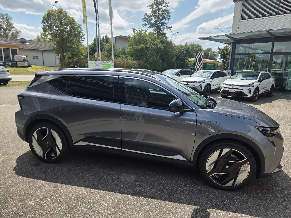 RENAULT Scénic E-Tech Long Range Iconic-image-5