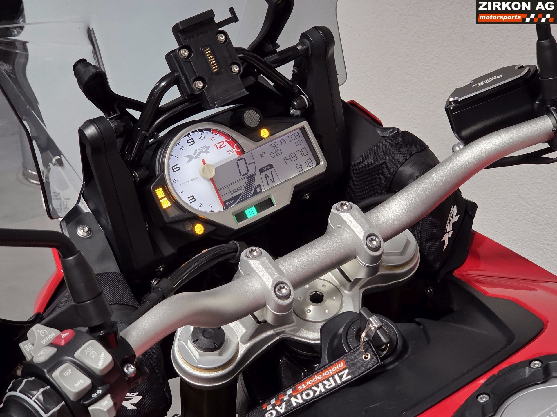 BMW S 1000 XR ABS-image-11