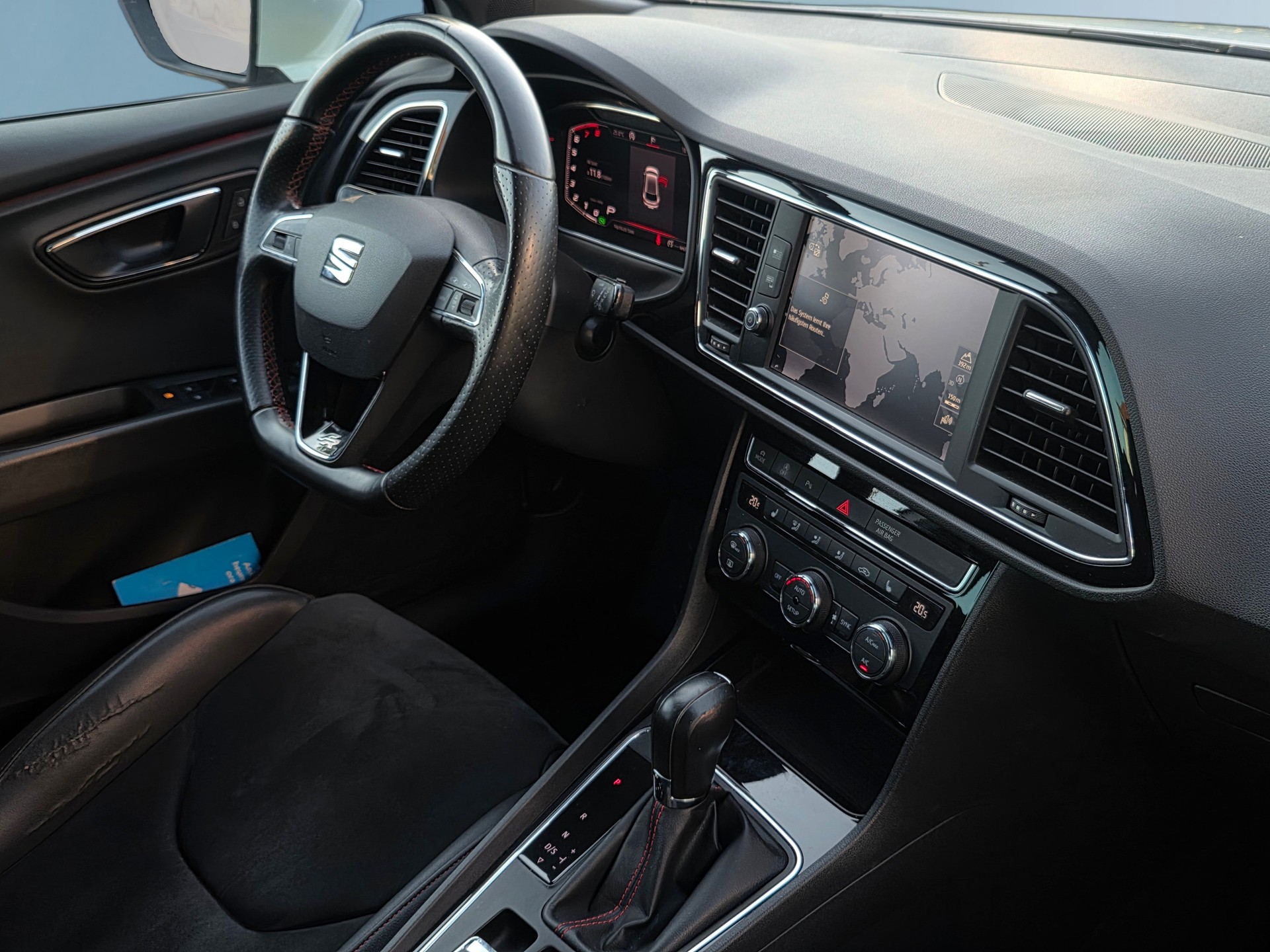 SEAT Leon 2.0 TSI SWISS FR DSG * CH-Fahrzeug * ab MFK *-image-19