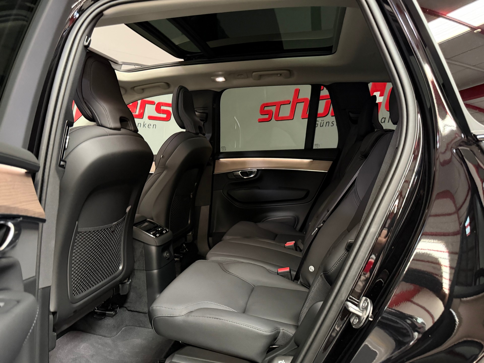 VOLVO XC90 T8 AWD PluginHybrid Plus Dark Geartronic-image-19