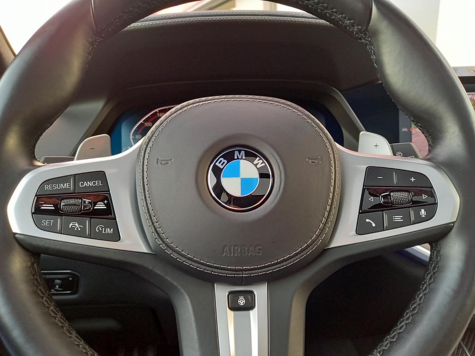 BMW X5 xDrive 48V 40i M Sport Steptronic-image-5