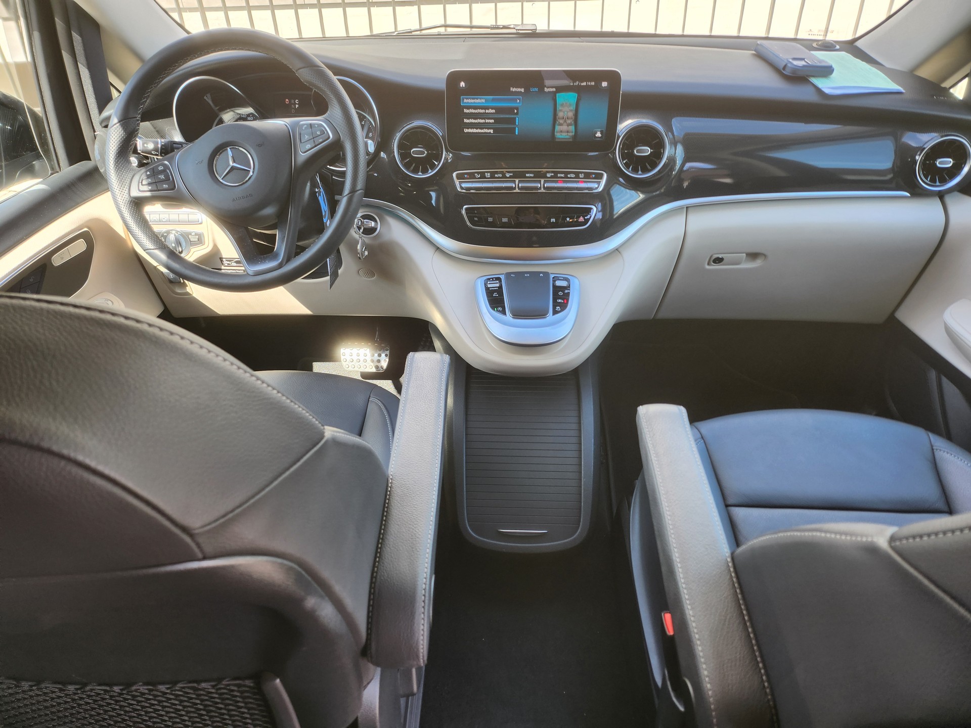 MERCEDES-BENZ 300 d 4matic-image-9