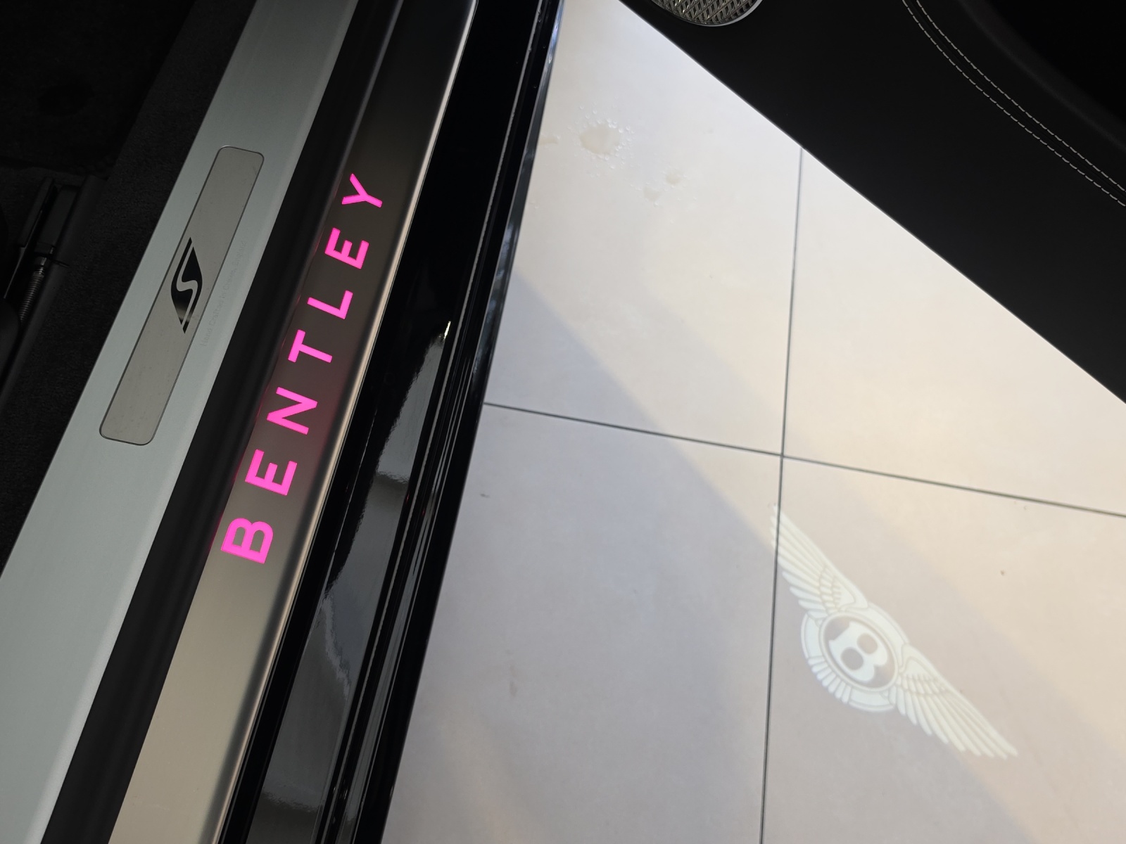 BENTLEY GT S V8 PHEV 680 CHV-image-19