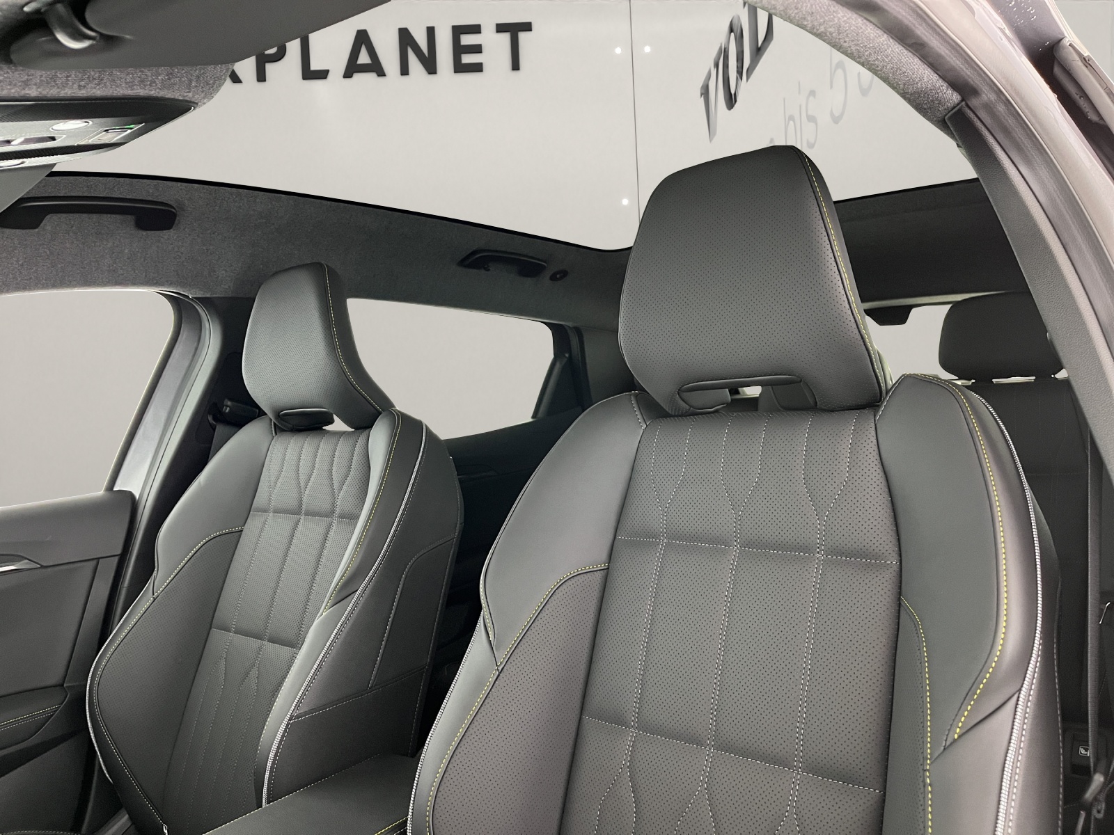 RENAULT Scénic E-Tech iconic-image-14