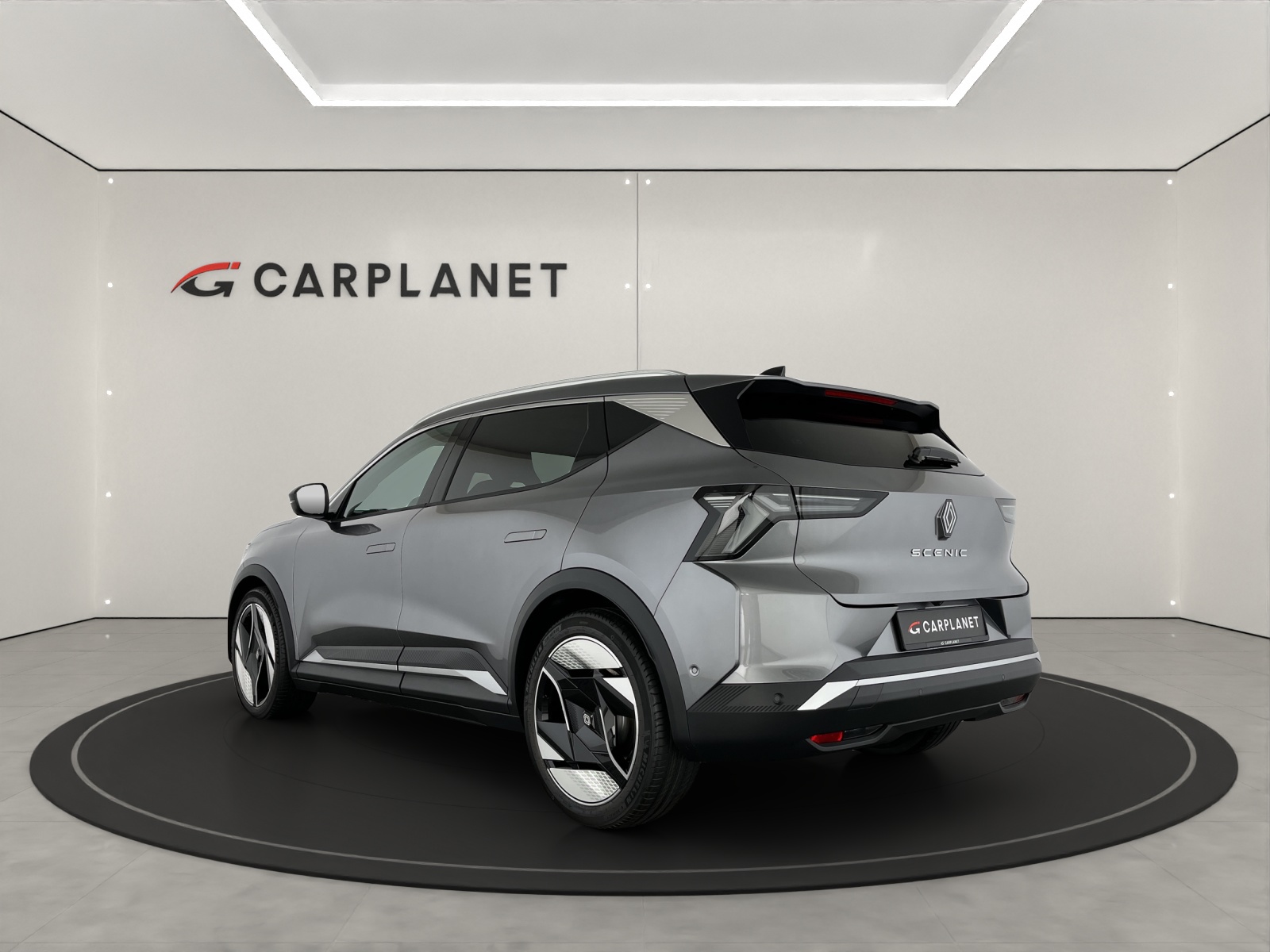 RENAULT Scénic E-Tech iconic-showroom-element-2