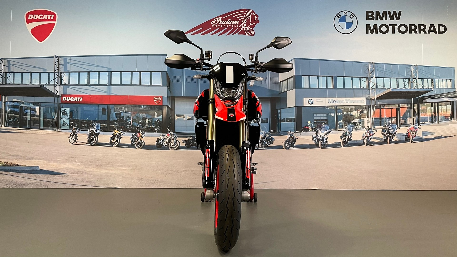 DUCATI Hypermotard 698 Mono RVE-image-1