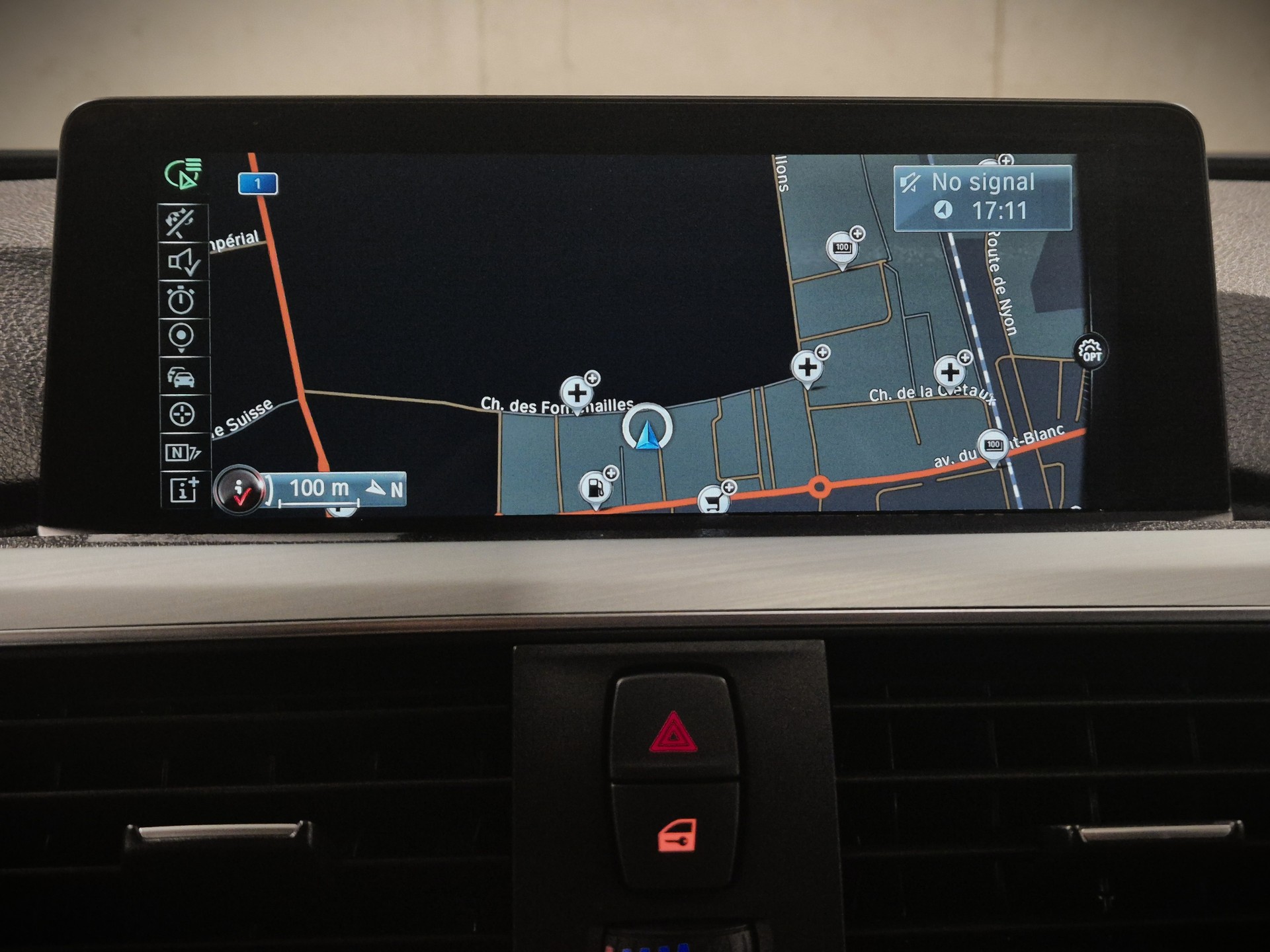 BMW 330i xDrive Touring M Sport Steptronic-image-18