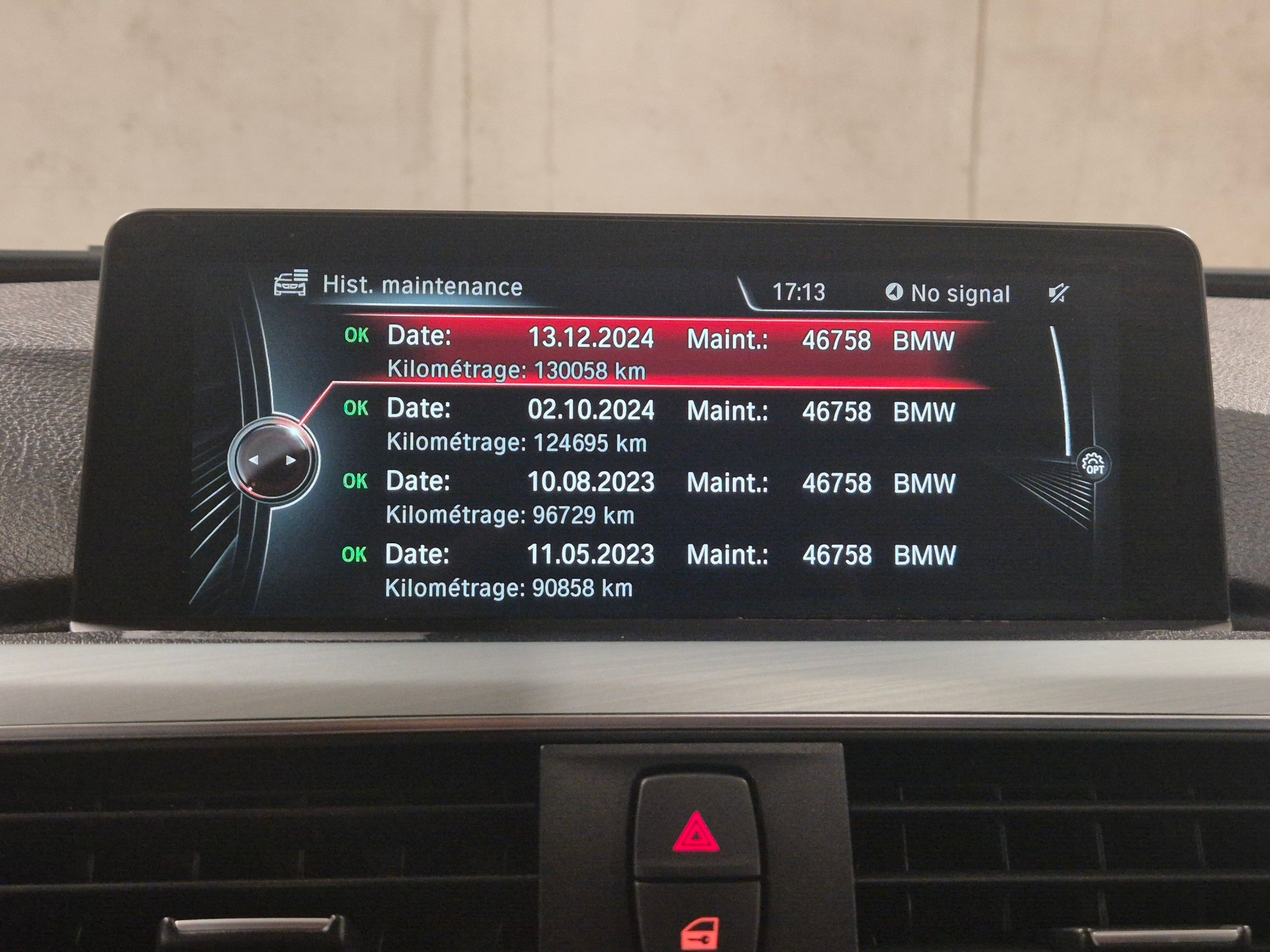 BMW 330i xDrive Touring M Sport Steptronic-image-25
