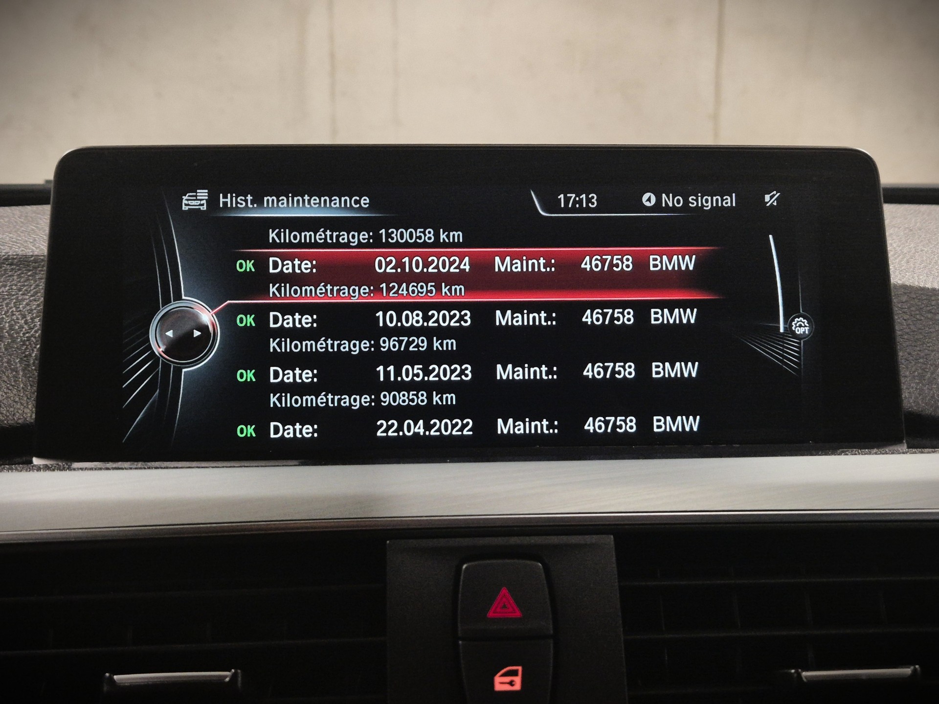 BMW 330i xDrive Touring M Sport Steptronic-image-24