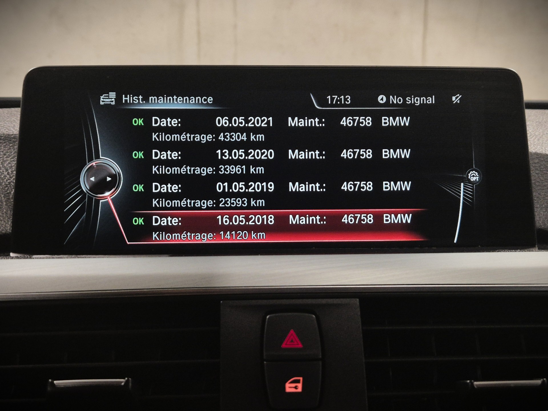 BMW 330i xDrive Touring M Sport Steptronic-image-23