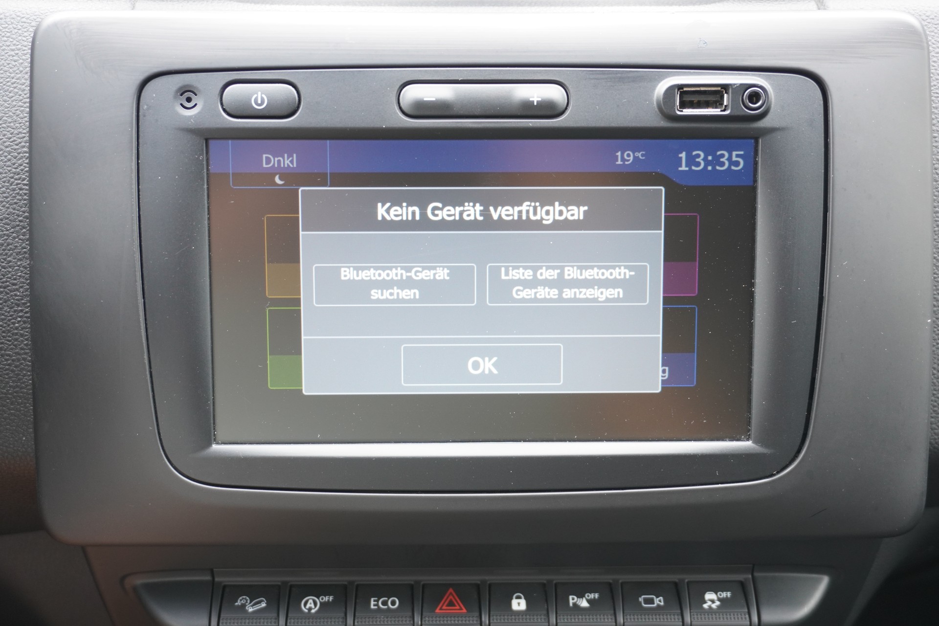 DACIA Duster SCe 115 Prestige 4x4-image-23