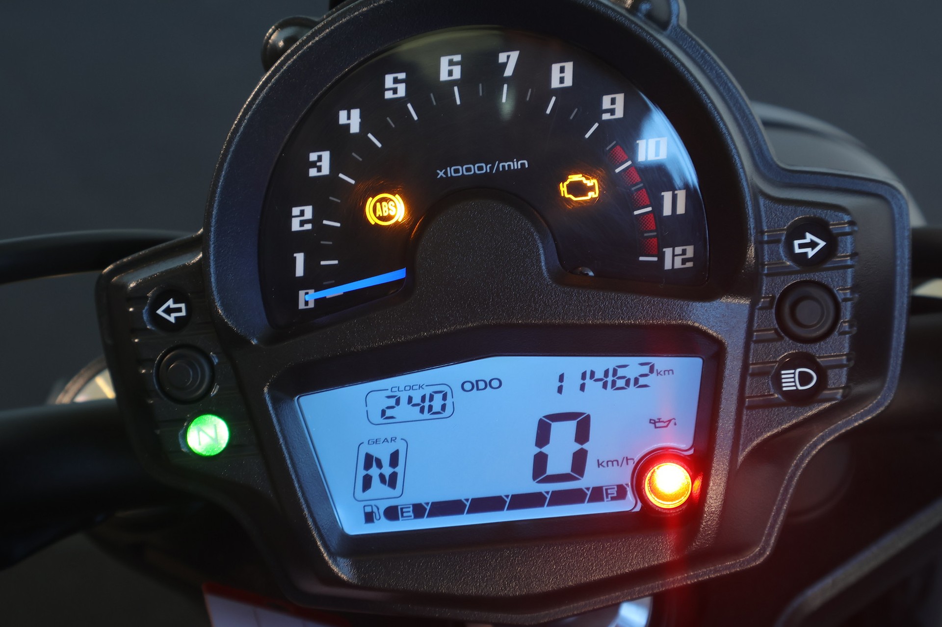 KAWASAKI Vulcan S-image-9