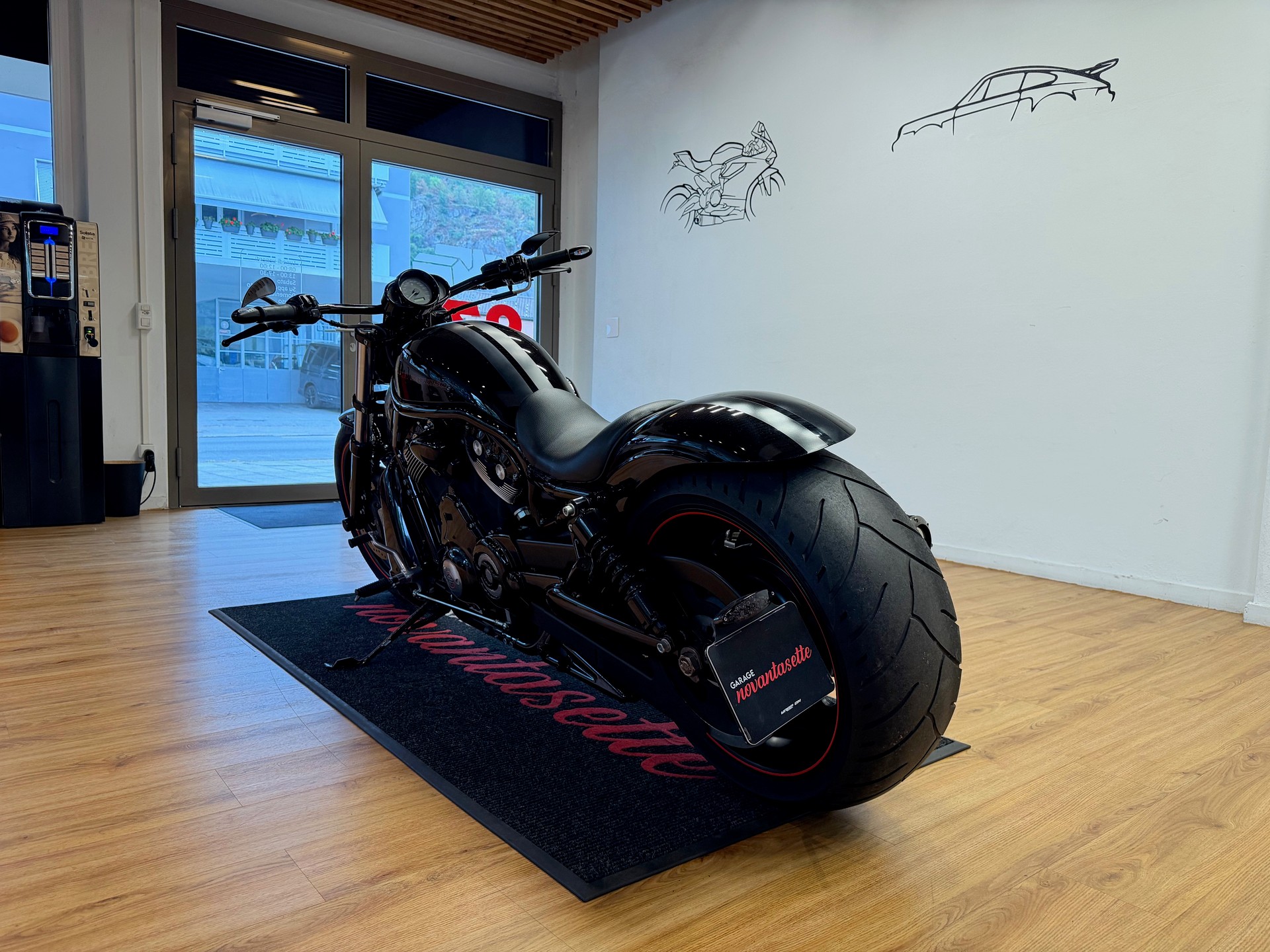HARLEY-DAVIDSON VRSCDX Night Rod Special-image-4