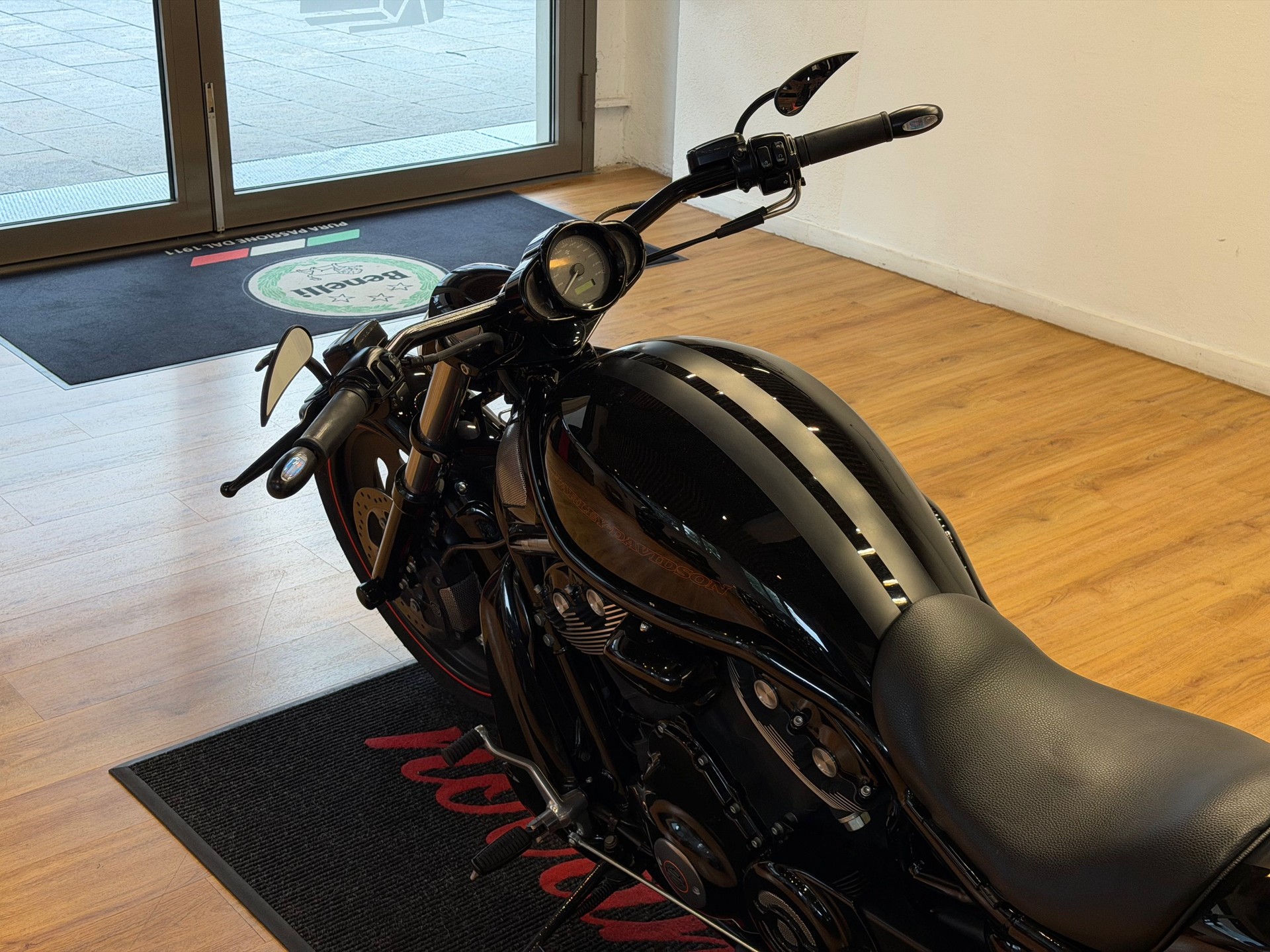 HARLEY-DAVIDSON VRSCDX Night Rod Special-image-6