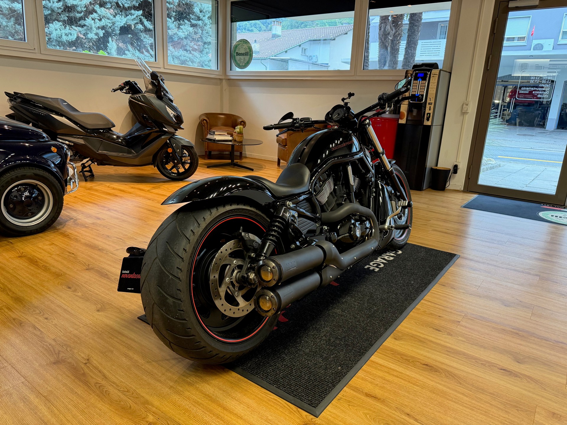 HARLEY-DAVIDSON VRSCDX Night Rod Special-image-3