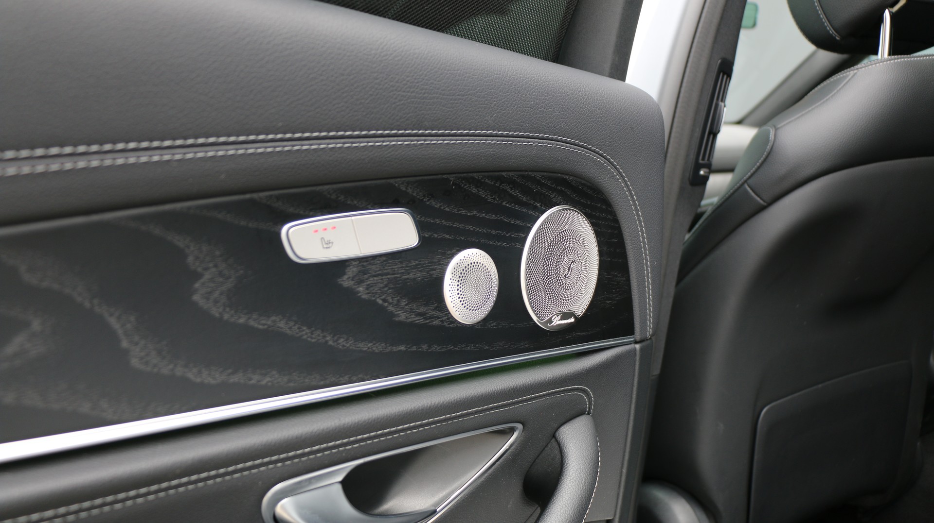 MERCEDES-BENZ E 220 d T 4Matic Swiss Star-image-11