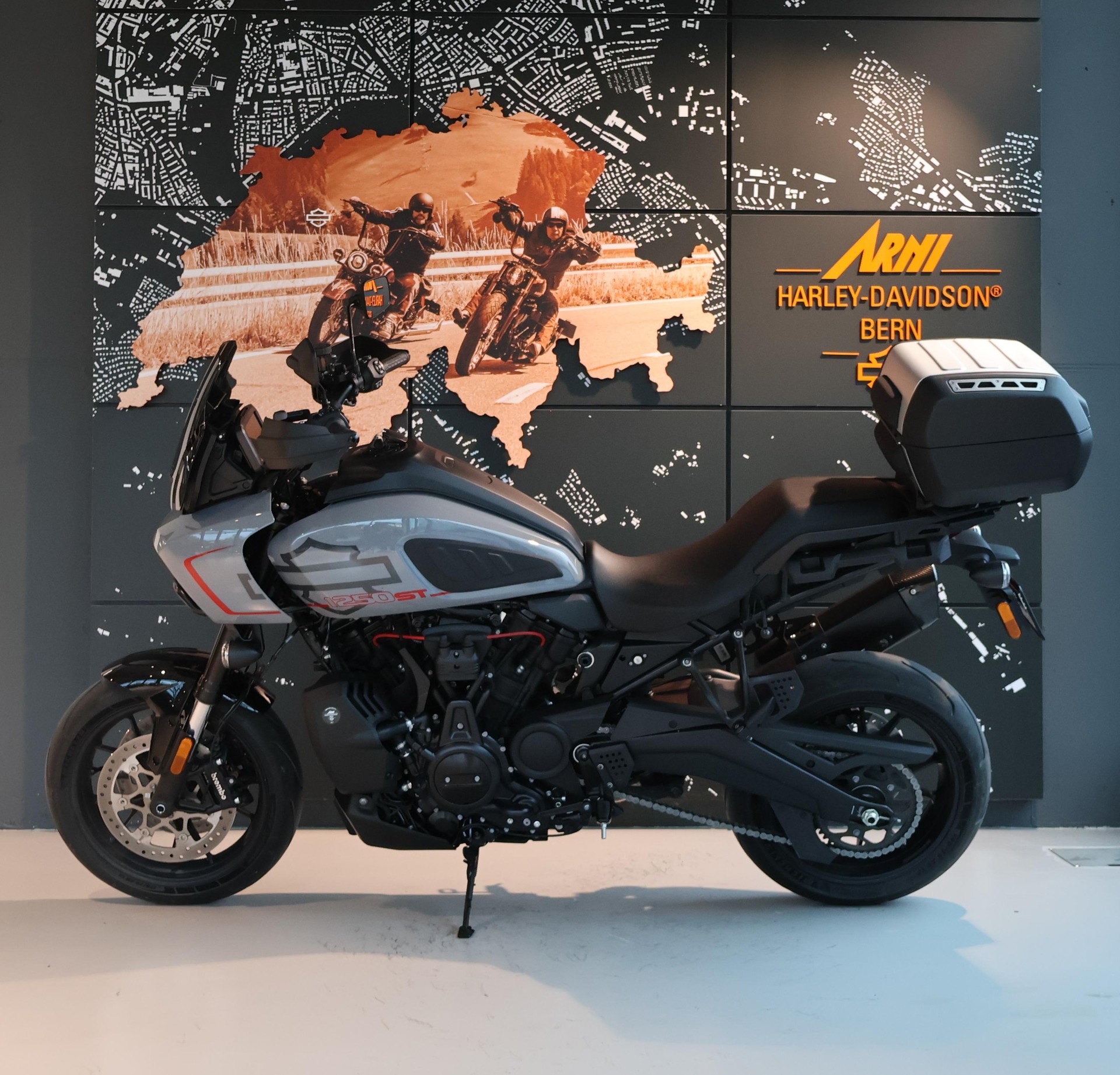 HARLEY-DAVIDSON RA Pan America 1250 ST-image-2